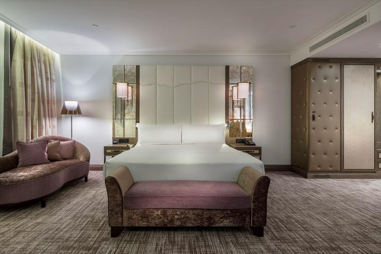 Hilton Crna Gora 5*