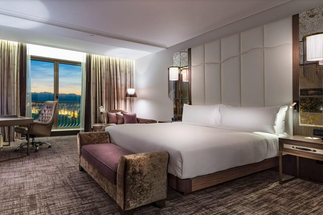Hilton Crna Gora Отель Подгорица
