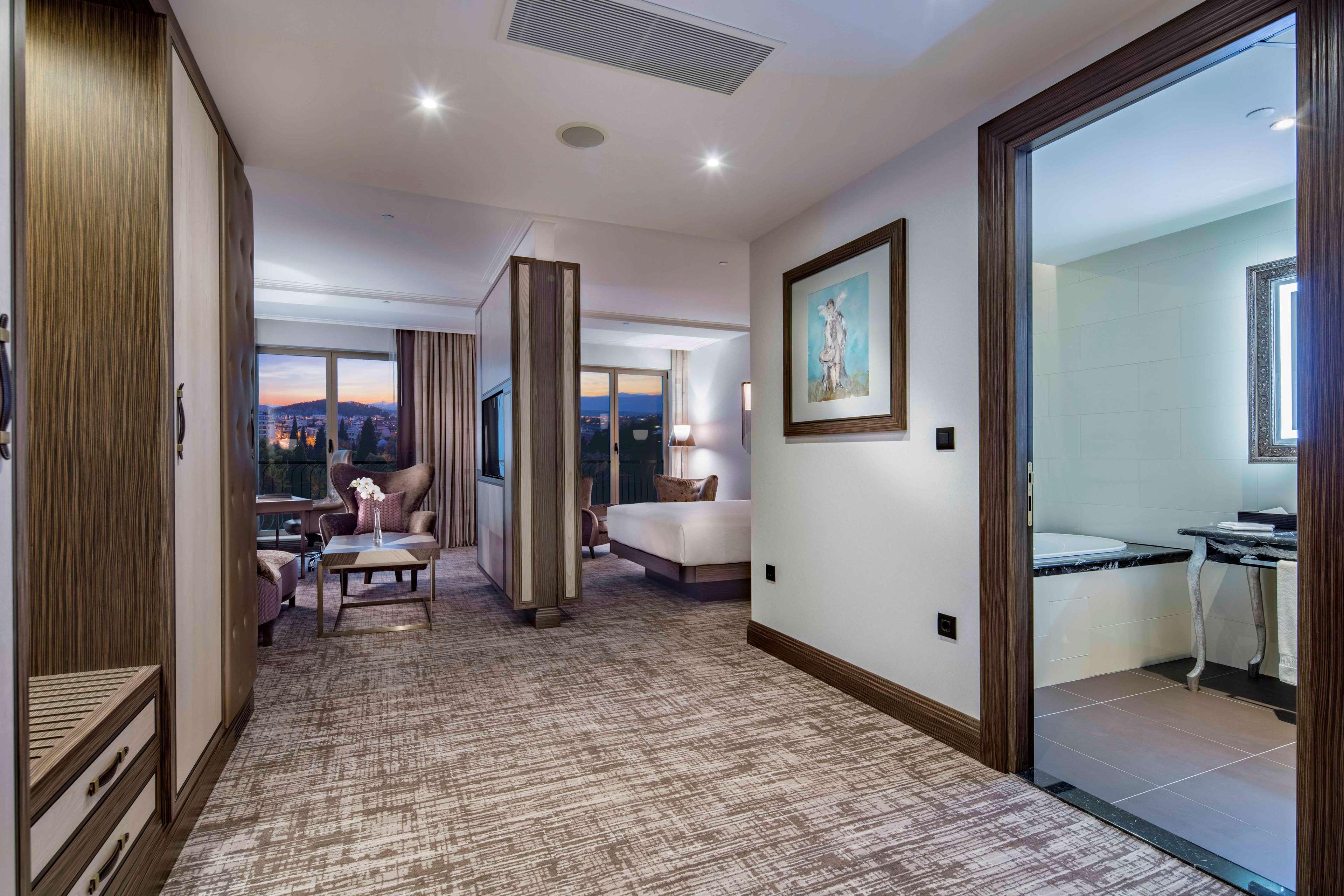 Hilton Crna Gora 5*