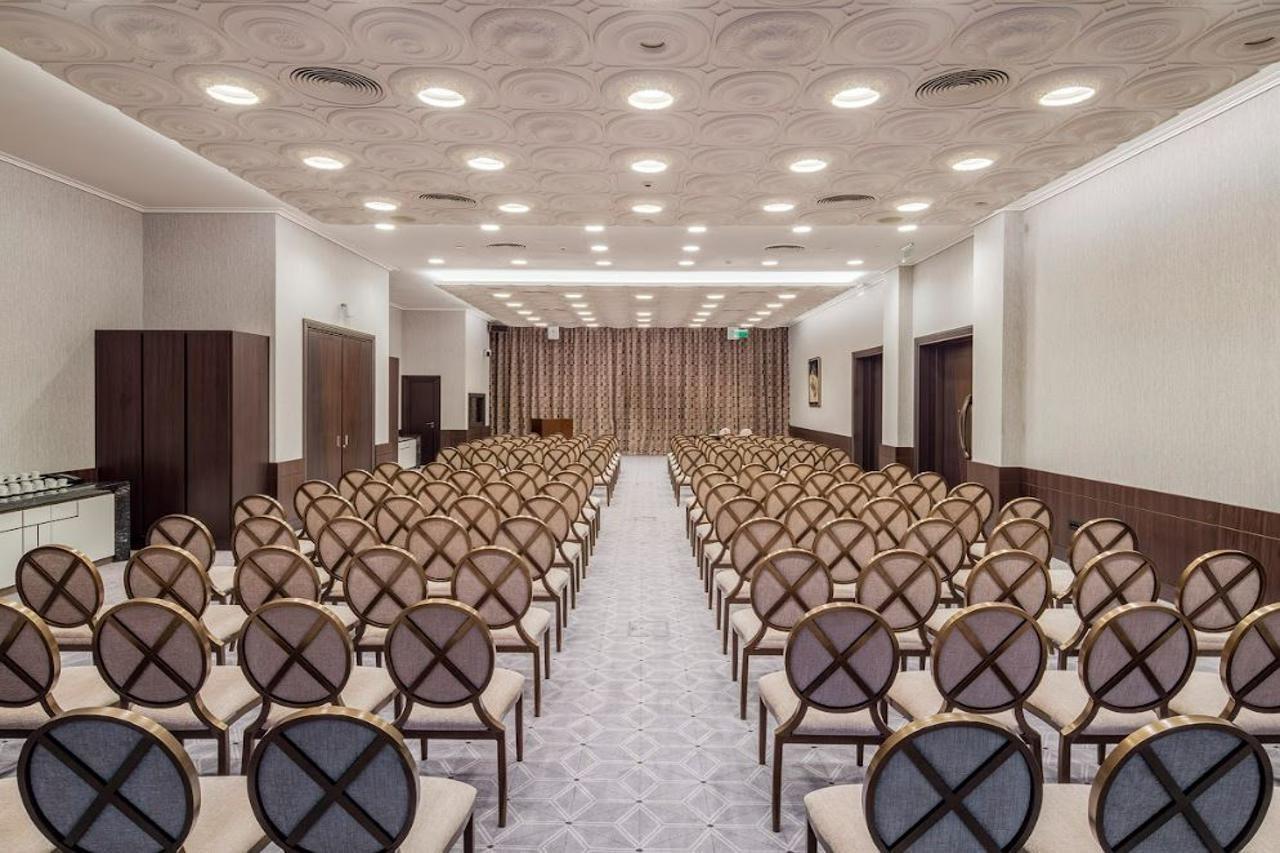 Hilton Crna Gora Hotel 5*