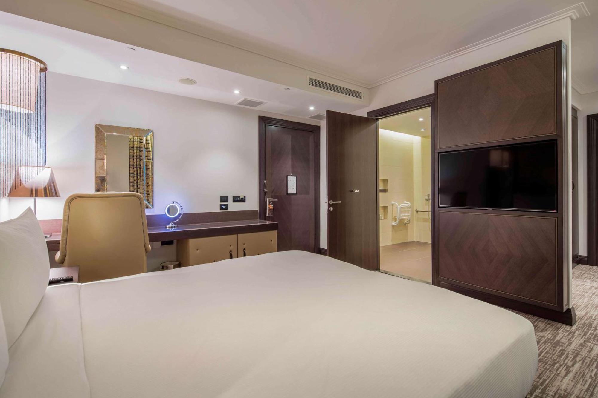 Hilton Crna Gora Hotel
